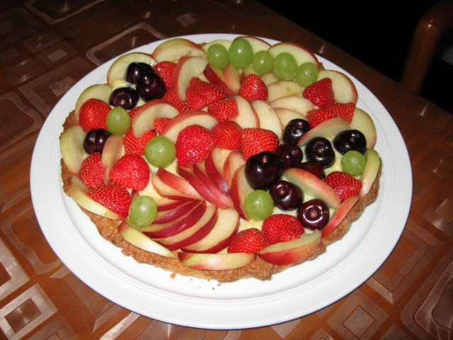 Fresh fruit tart (crostata con frutta fresca)