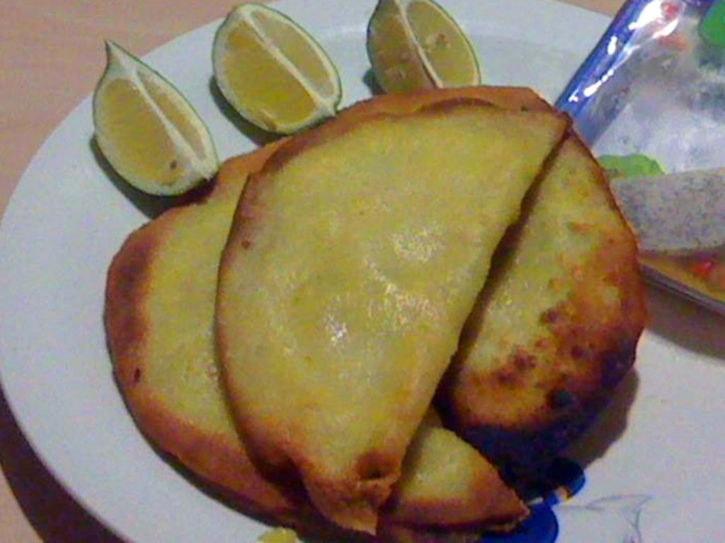 Brik con ripieno di patate e gorgonzola piccante