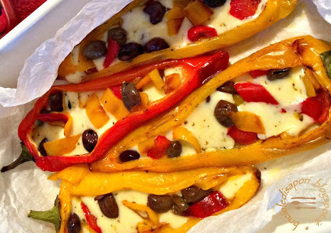 Peperoni ripieni con scamorza e olive taggiasche