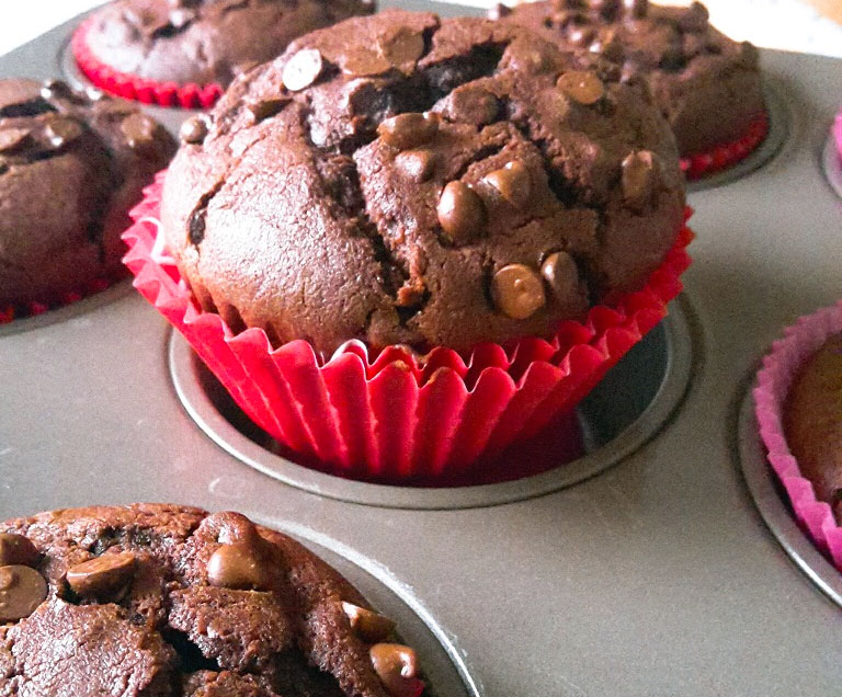 Fotografia Muffin al cioccolato con cuore di nutella